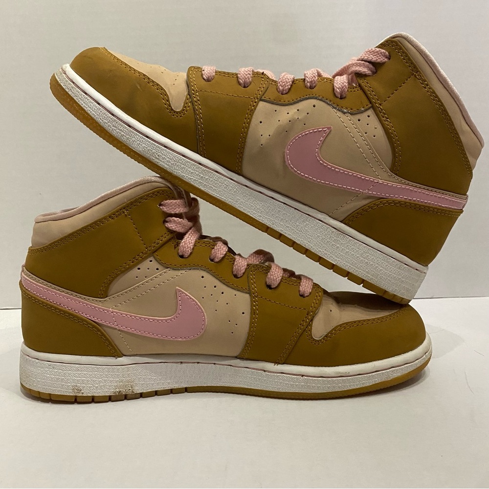 🐇Air Jordan, Child Size 7Y, 1 Mid GG “Lola Bunny” - Picture 12 of 15